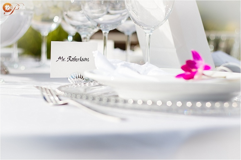 Wedding-Table-Setting-Tropical