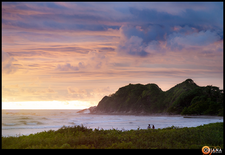 Natural light and landscapes in guanacaste, costa rica. photographer Oriana Fowler